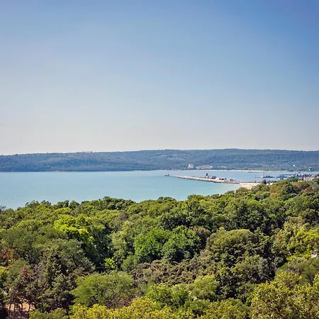 Modern Sea View 2bd Next To Sea Garden By Apartmax * Varna