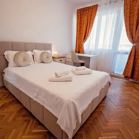 Modern Sea View 2bd Next To Sea Garden By Apartmax Appartement Varna