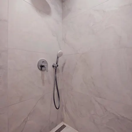 Modern Sea View 2bd Next To Sea Garden By Apartmax Appartement Varna